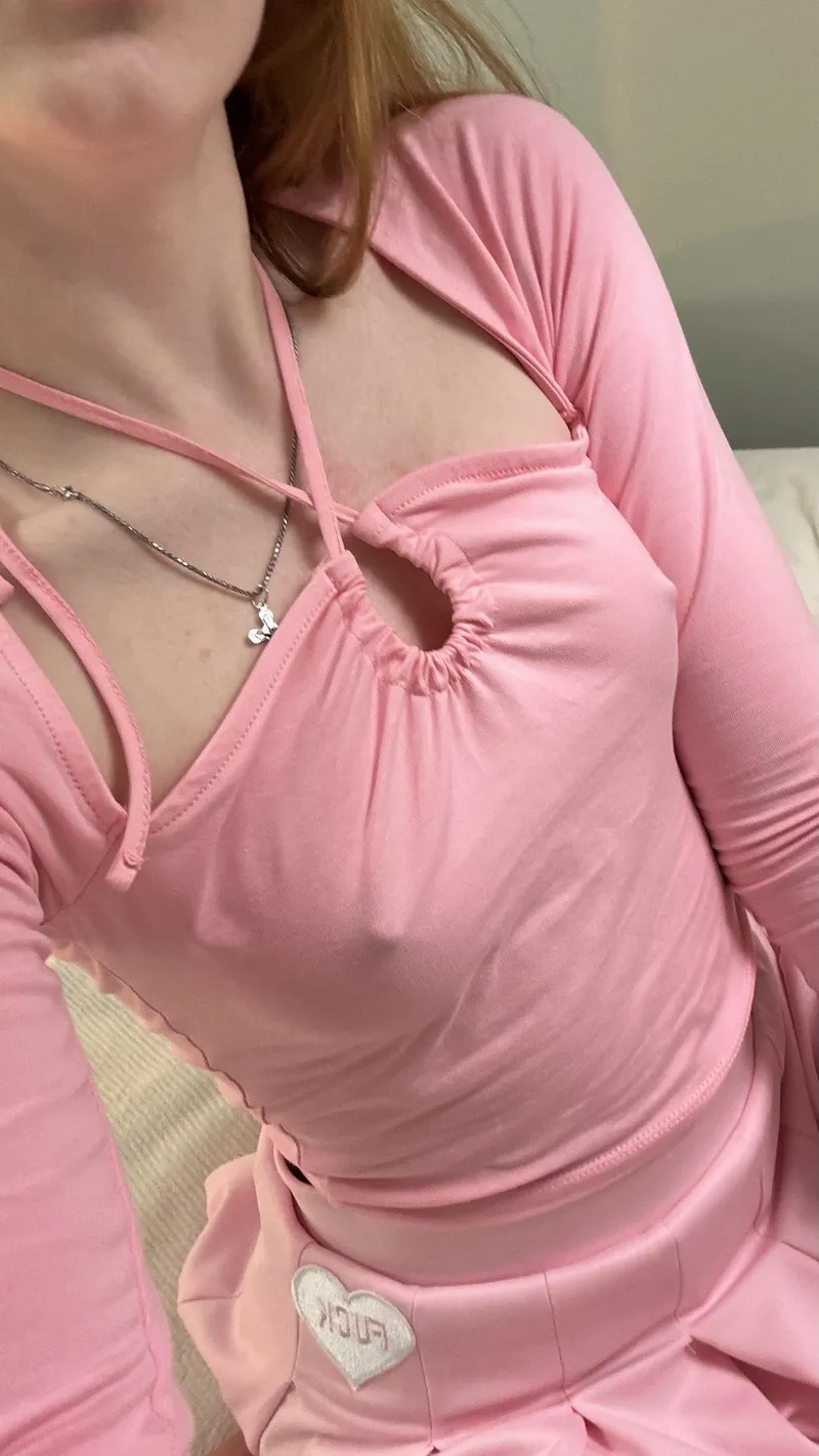 Thumbnail Red_peach15 Embarks on a Stylish College Quest with Croptopgirls