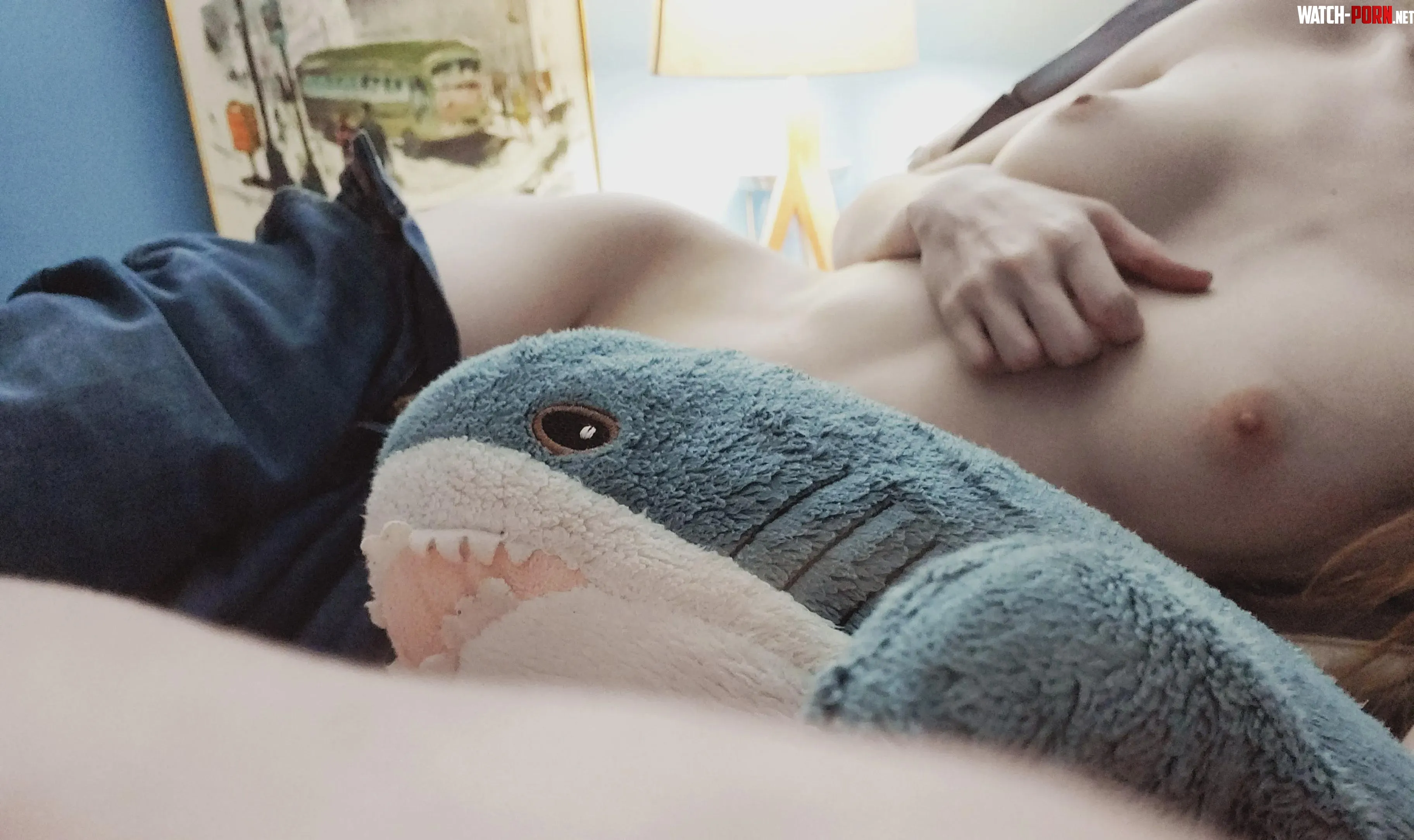 it's time for your government-mandated cuddle sesh by sapphicsceptre