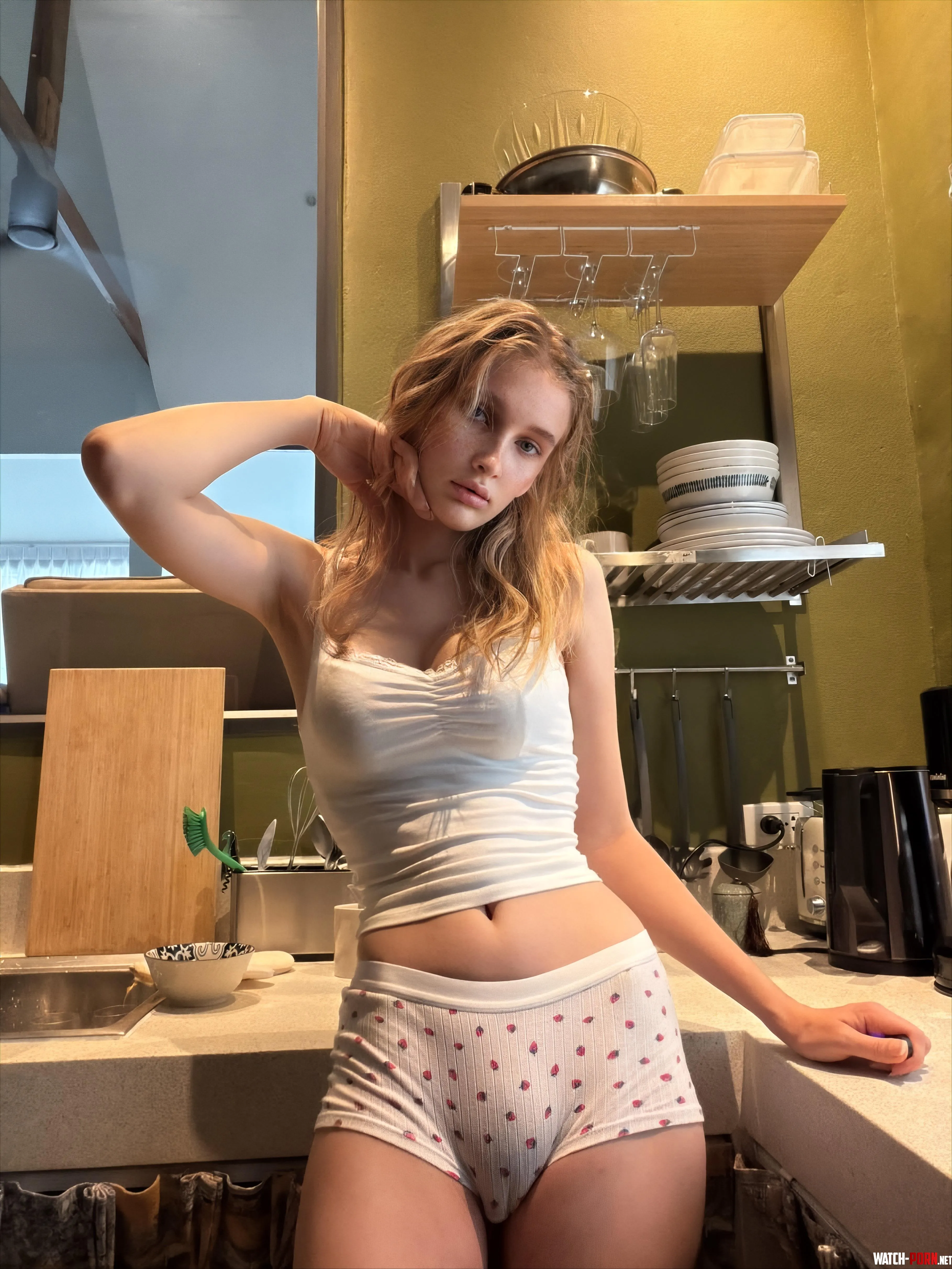 Hey there! It's been a while since I posted here. My new crop top by kavyao