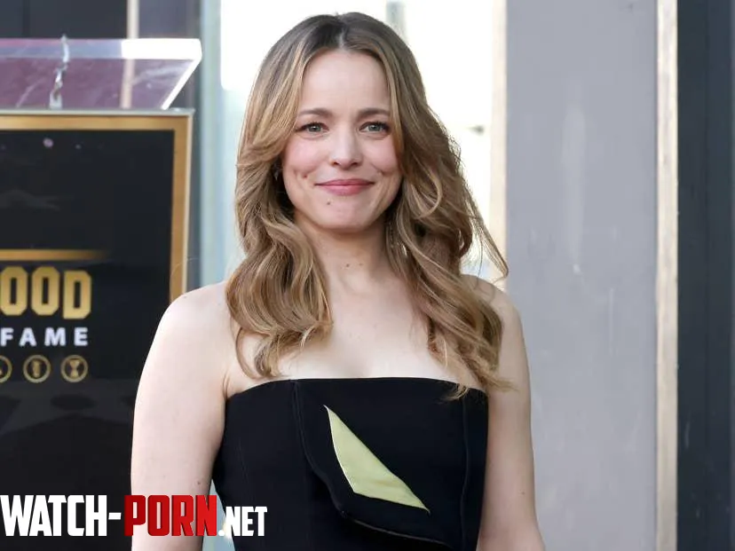 Rachel McAdams by Routine-School4025