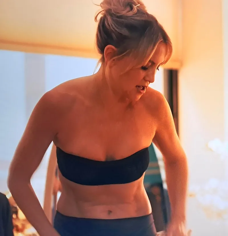 Thumbnail Kate Hudson: A Glimpse into the Celeb Life | Past-Laugh5662