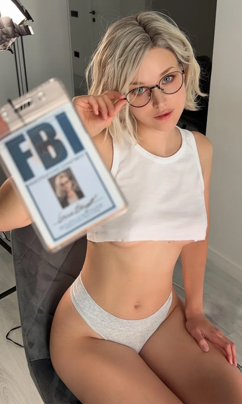 Thumbnail Shirogane_Sama Unveils Grace Ashcroft Cosplay Beauty in Cosplaygirls' World