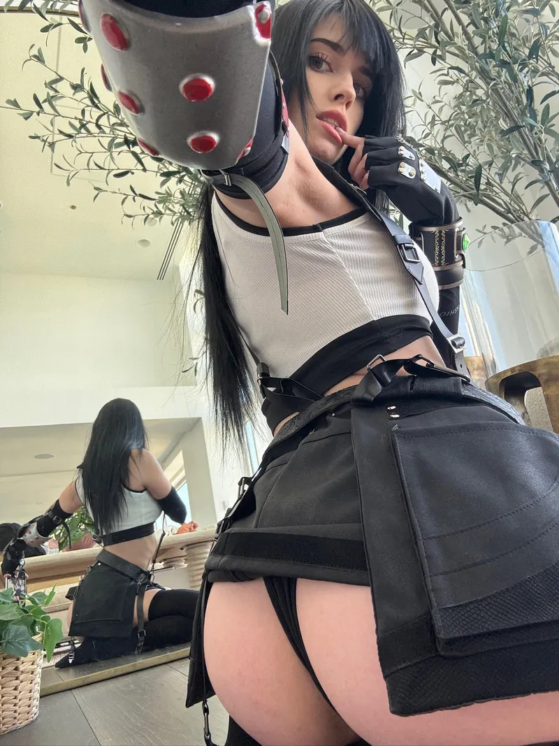 Thumbnail Tifa Lockhart Cosplay by Soogsx | Cosplaybutts Category