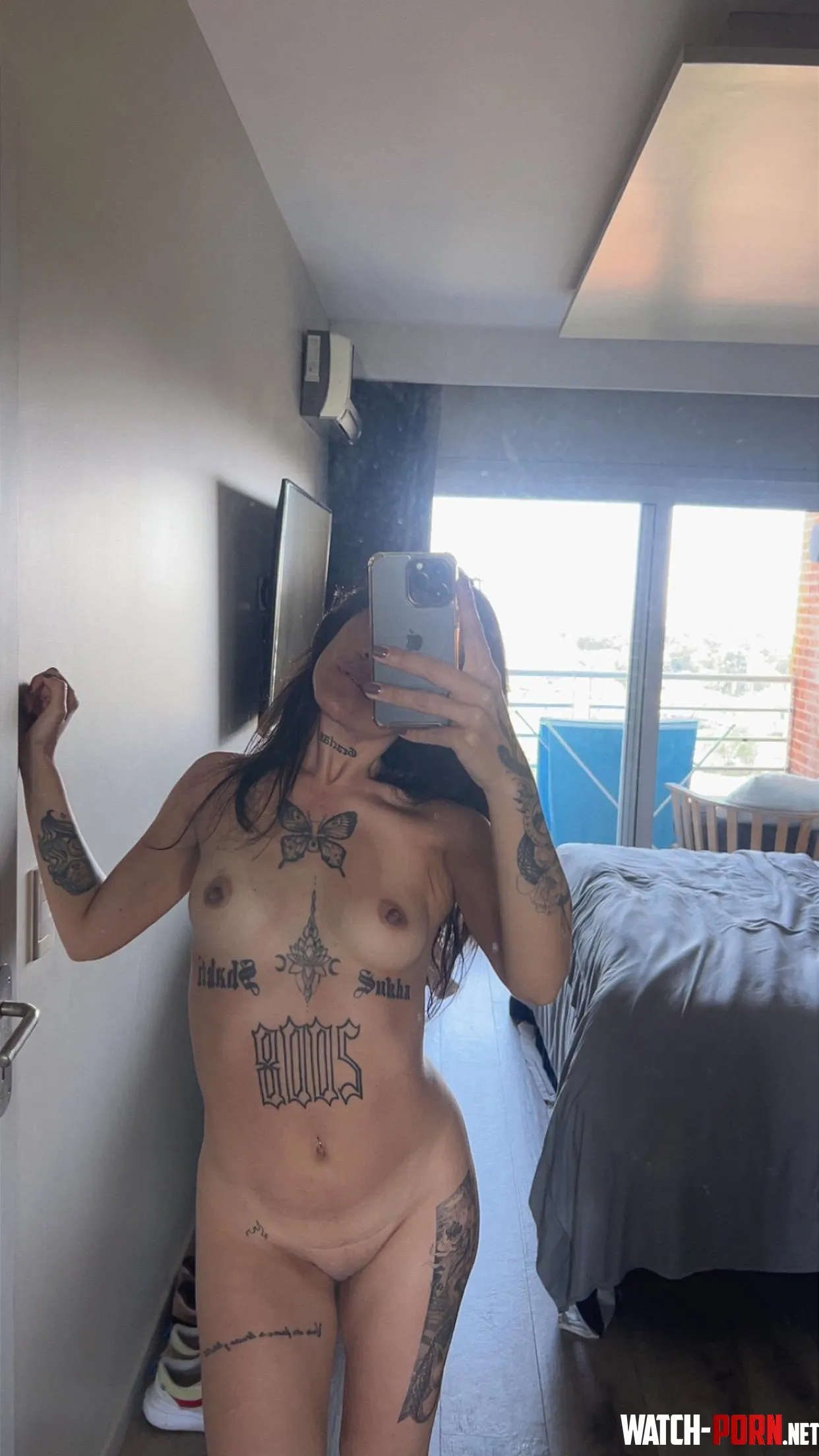 Do i look sexy or cute? by NatashaElowen