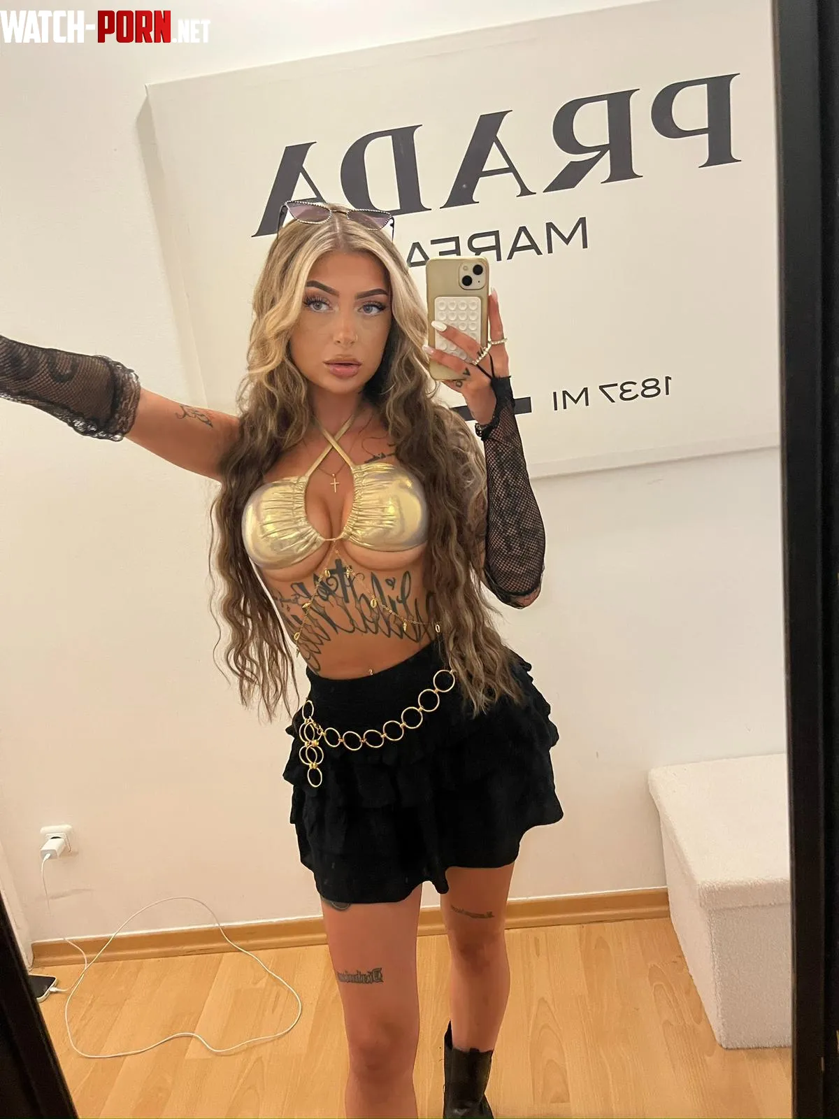 Does my outfit convince you to take me on a date? by CharmVoice_