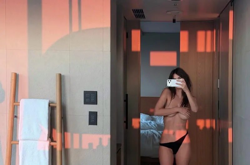 Thumbnail Emily Ratajkowski: The Star Power Explored by MysteriousWriter7 in CelebsGW