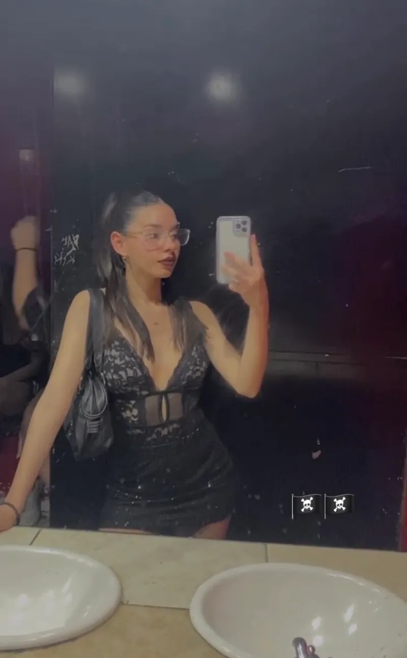 Thumbnail Tempting Teases: Mirror Selfies with LilRedTemptation