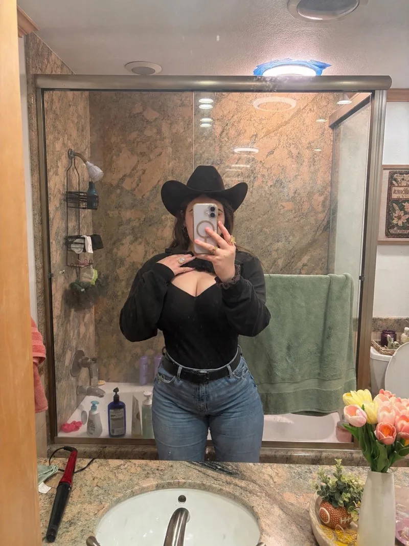 Thumbnail Enjoying Horse Riding Today with saylorboo