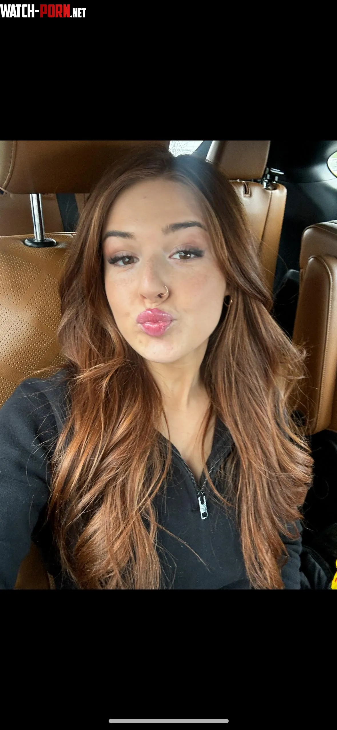 Would you let me cover you in kisses🤭 by iluvmaryjanebb