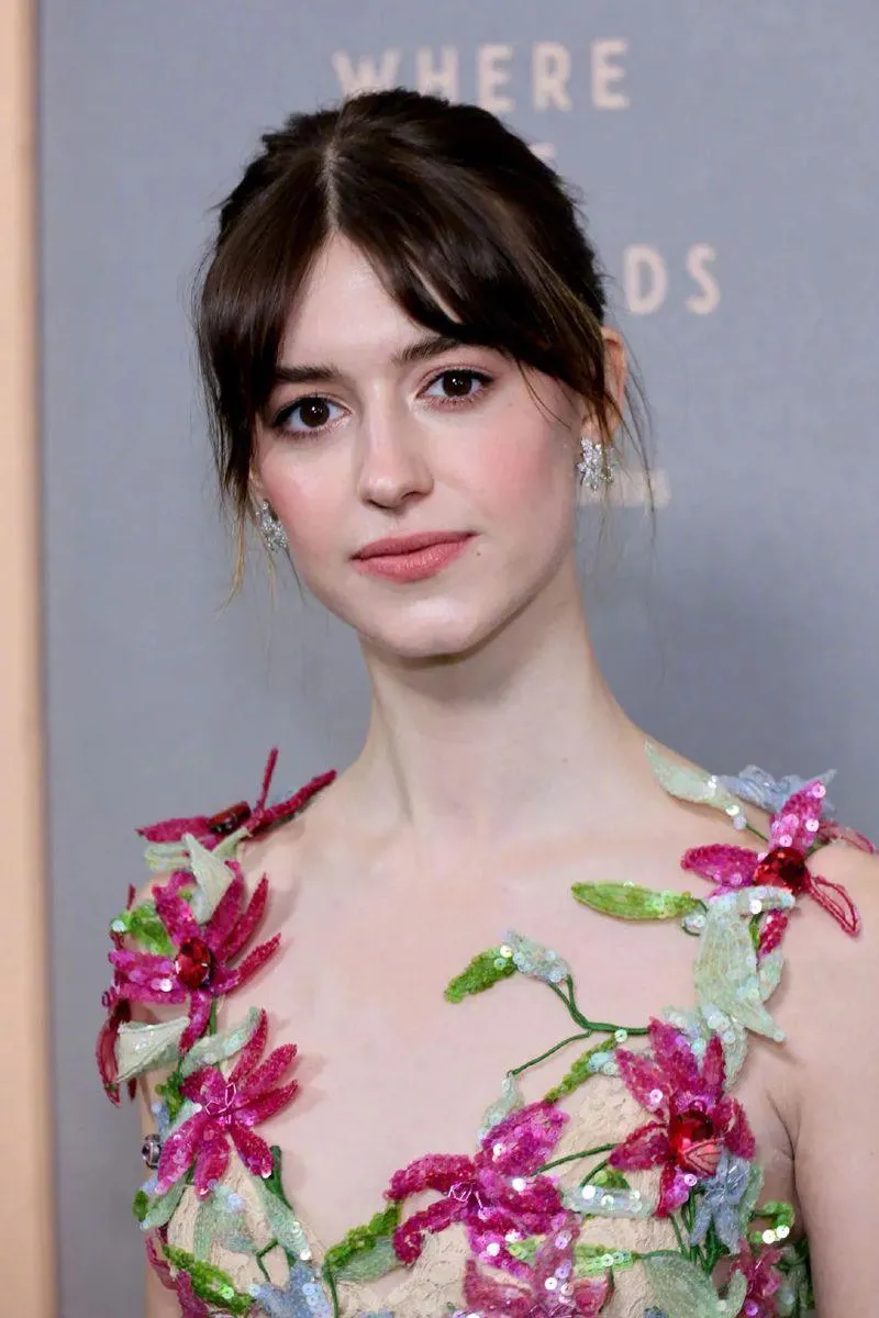 Thumbnail Daisy Edgar Jones: Exquisite Beauty by Possible-County-8686 | PrettyGirls Showcase