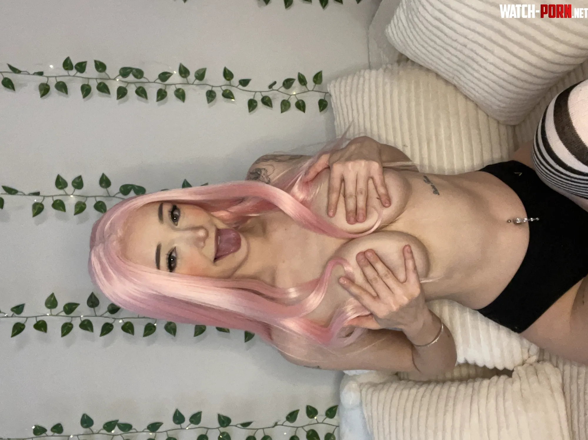 Do I look hot when I'm holding my boobs? by honey_bee009