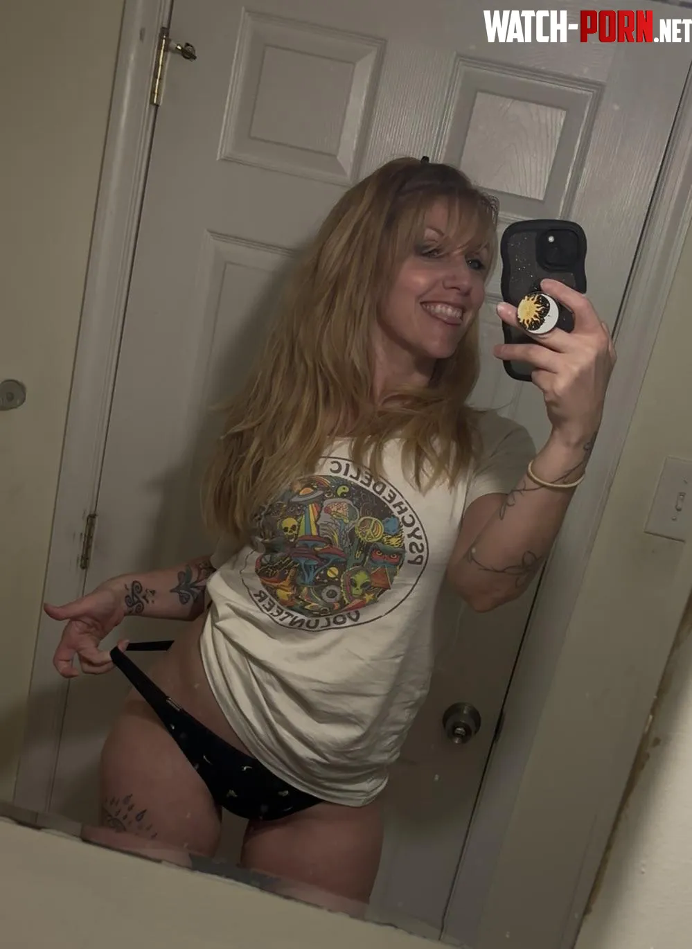 Kind of awkward but I still like the photo by NoraVines