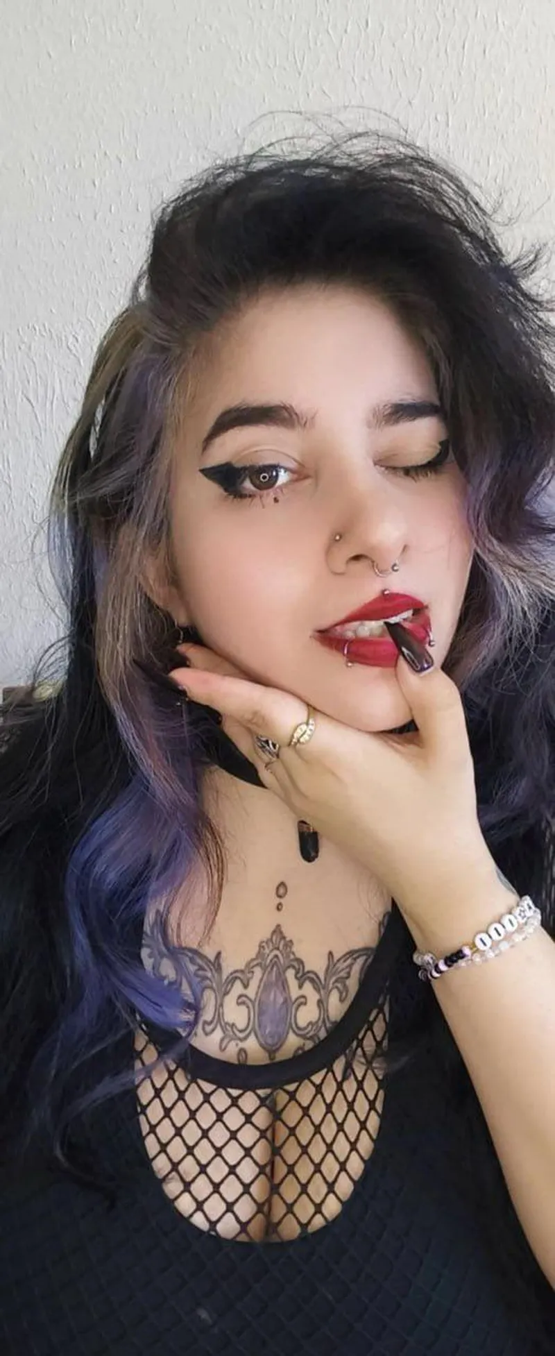 Thumbnail Face Time: Indulging in Naughty Fun with FlirtyFairy_Fox