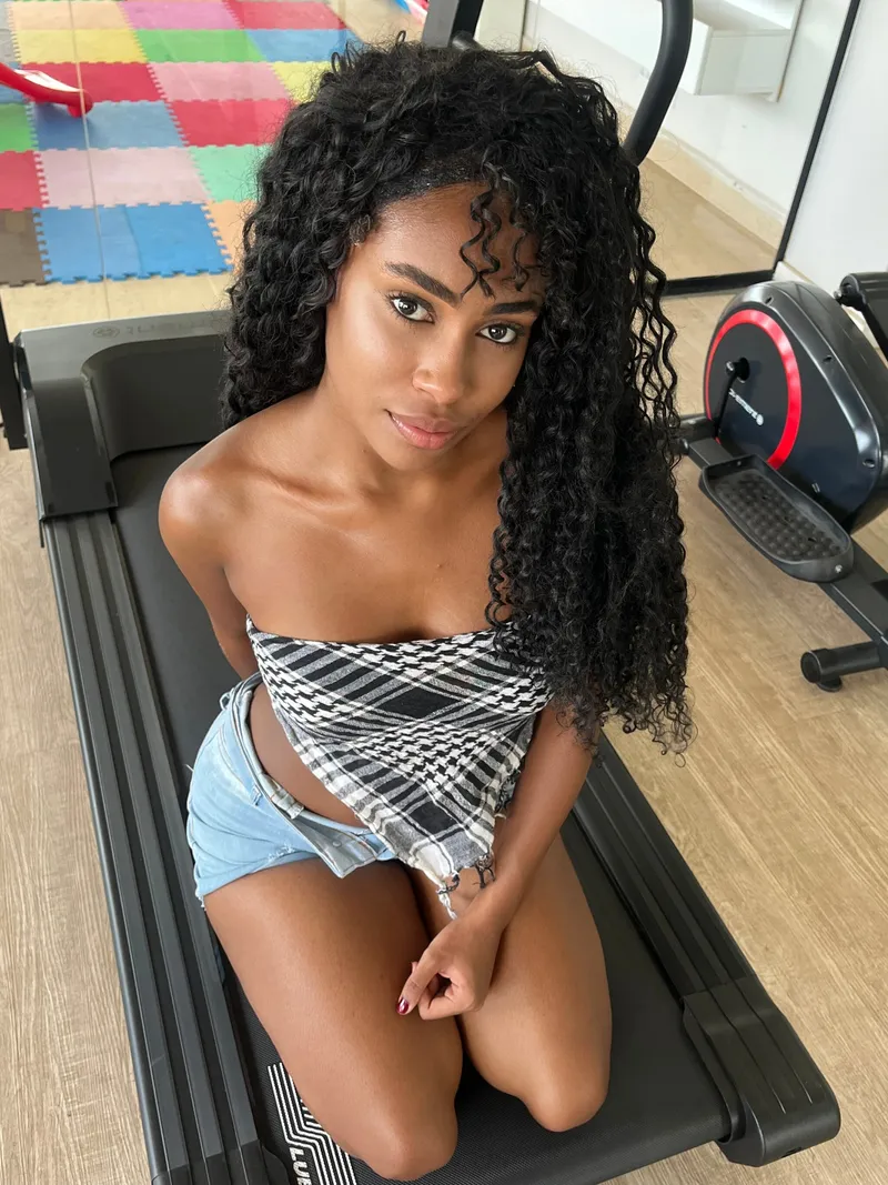 Thumbnail Are You Into Fit Black Girls Who Hit The Gym? by SweetFlirtin
