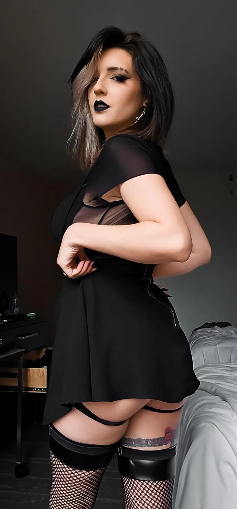 Thumbnail Kneel Before Mommy 🖤 - A Big Tiddy Goth GF Moment