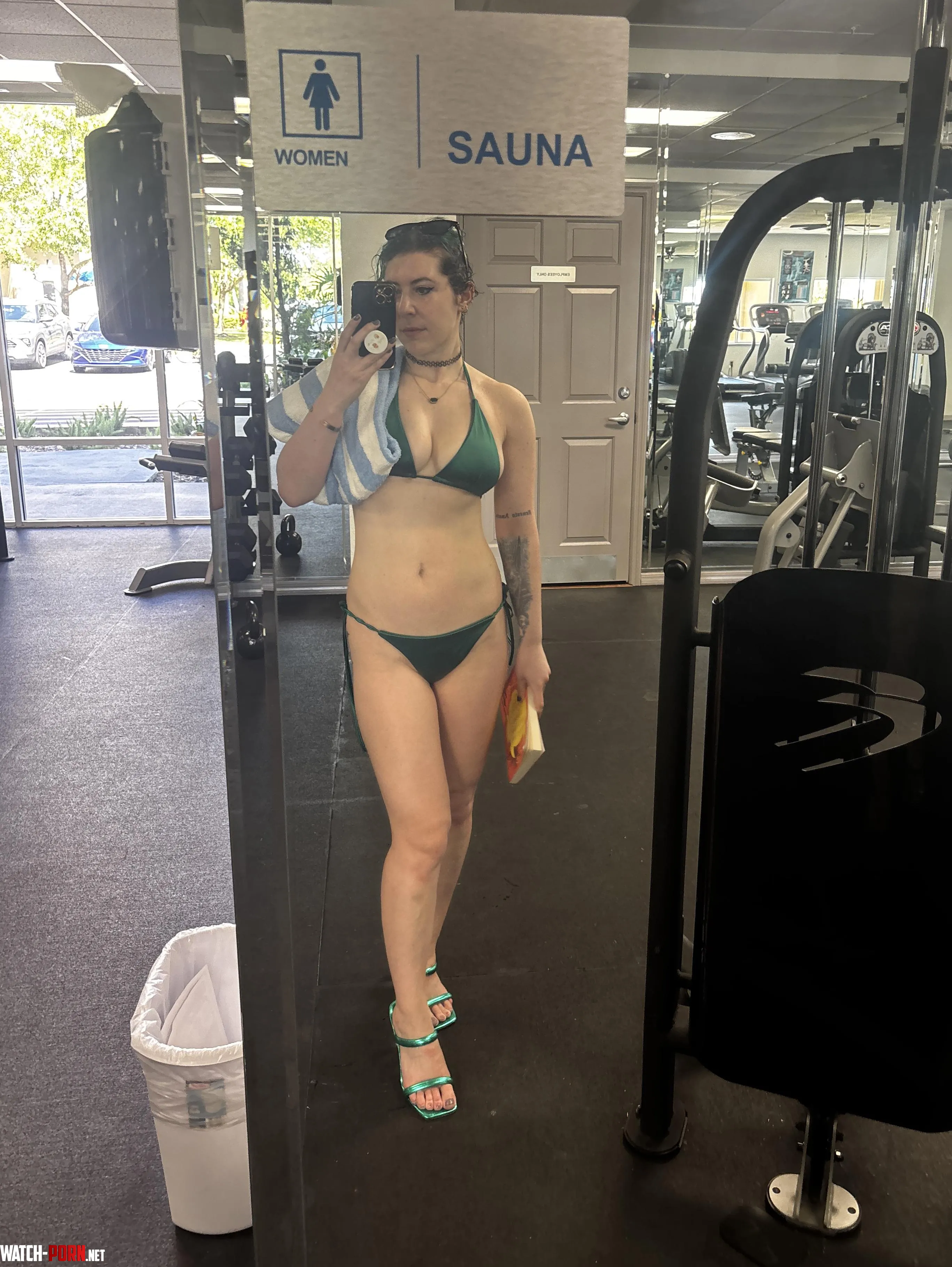 I should just work out in my bikini by sirenskiss3