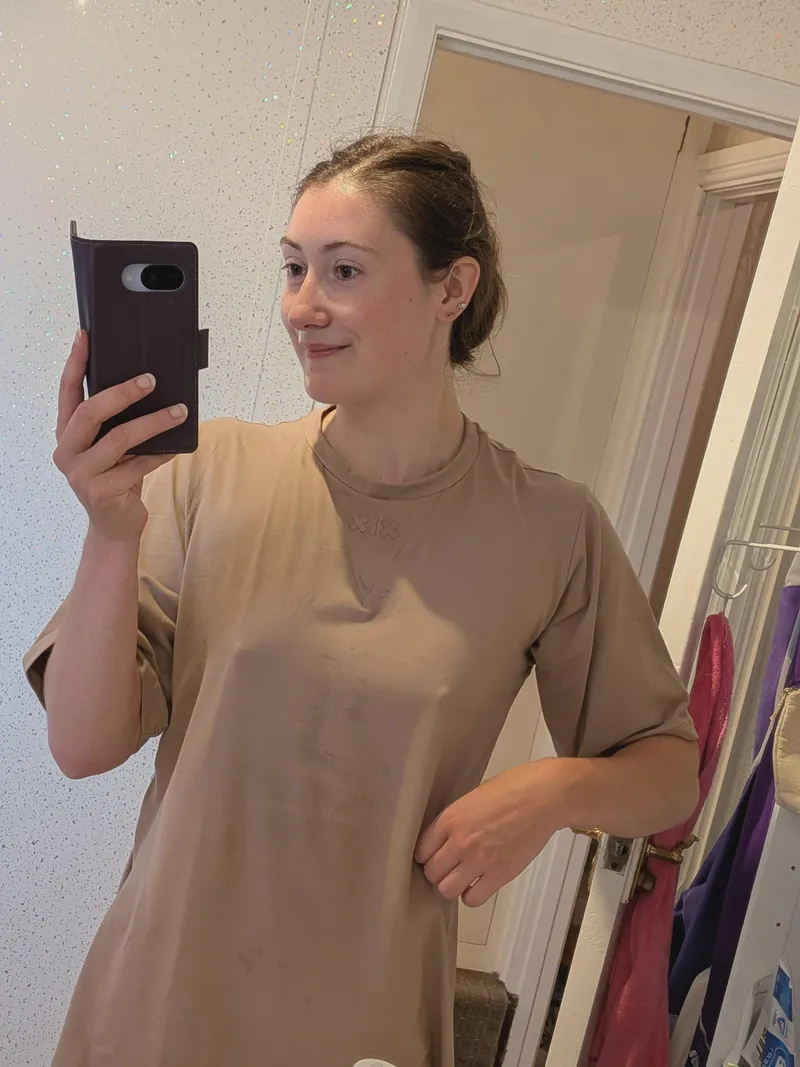 Thumbnail SirenSasha_336 on Going Braless Secretly