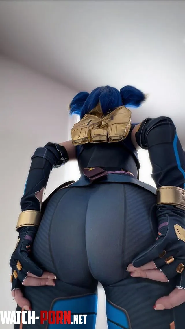 neon by me (kltt3y) [valorant] by bbybunnygirl