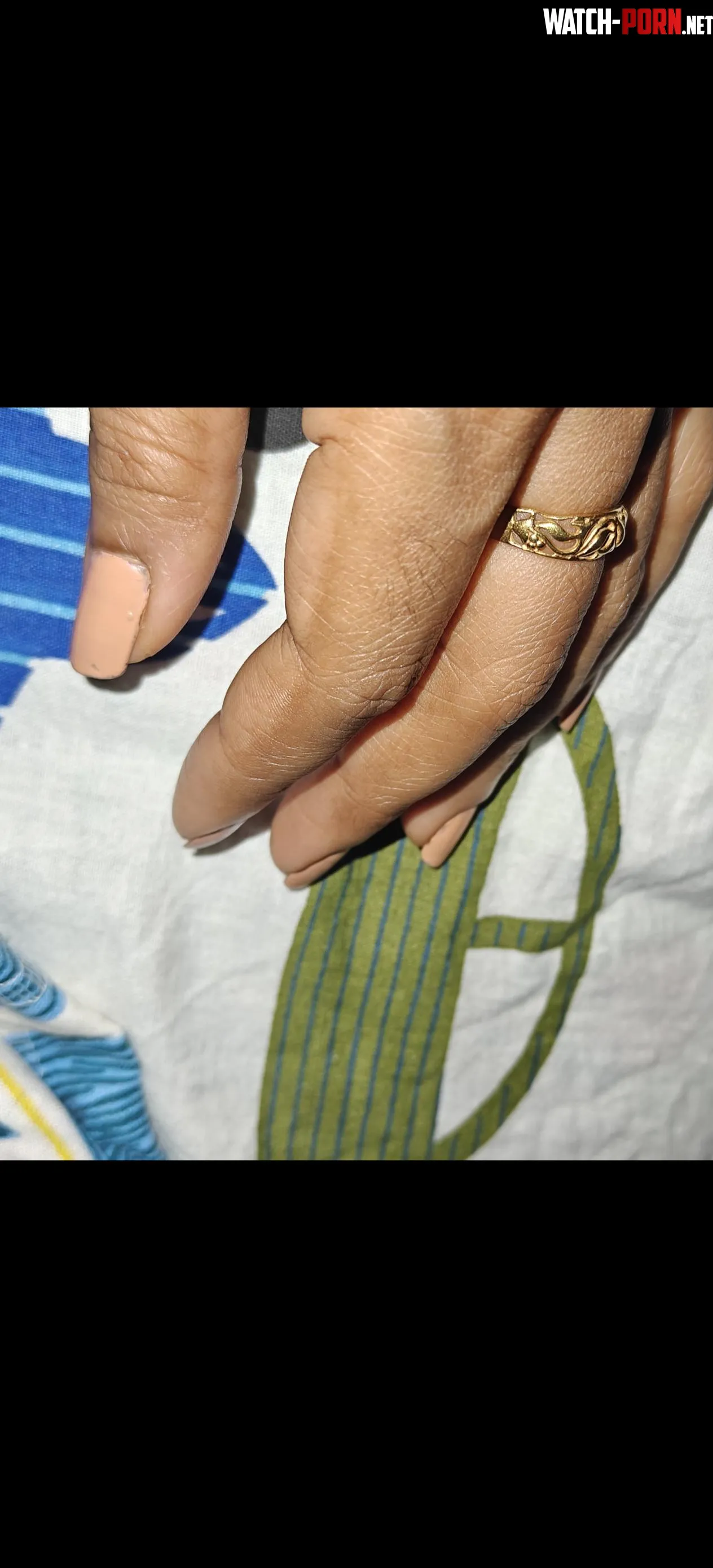 My mom's hands, who wants to cum??? by Chain_of_Custody