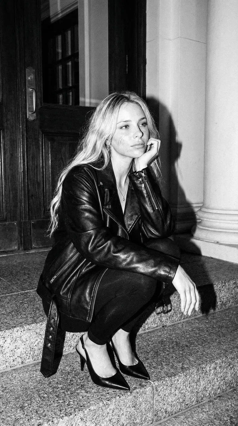 Thumbnail Classy in Monochrome: Blonde Beauty by lenasophie-belle