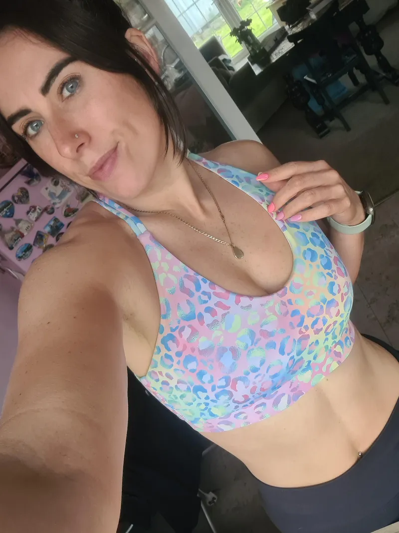 Thumbnail blueeyegymga1 Sparkles in Crop Top Delight with Special Moments