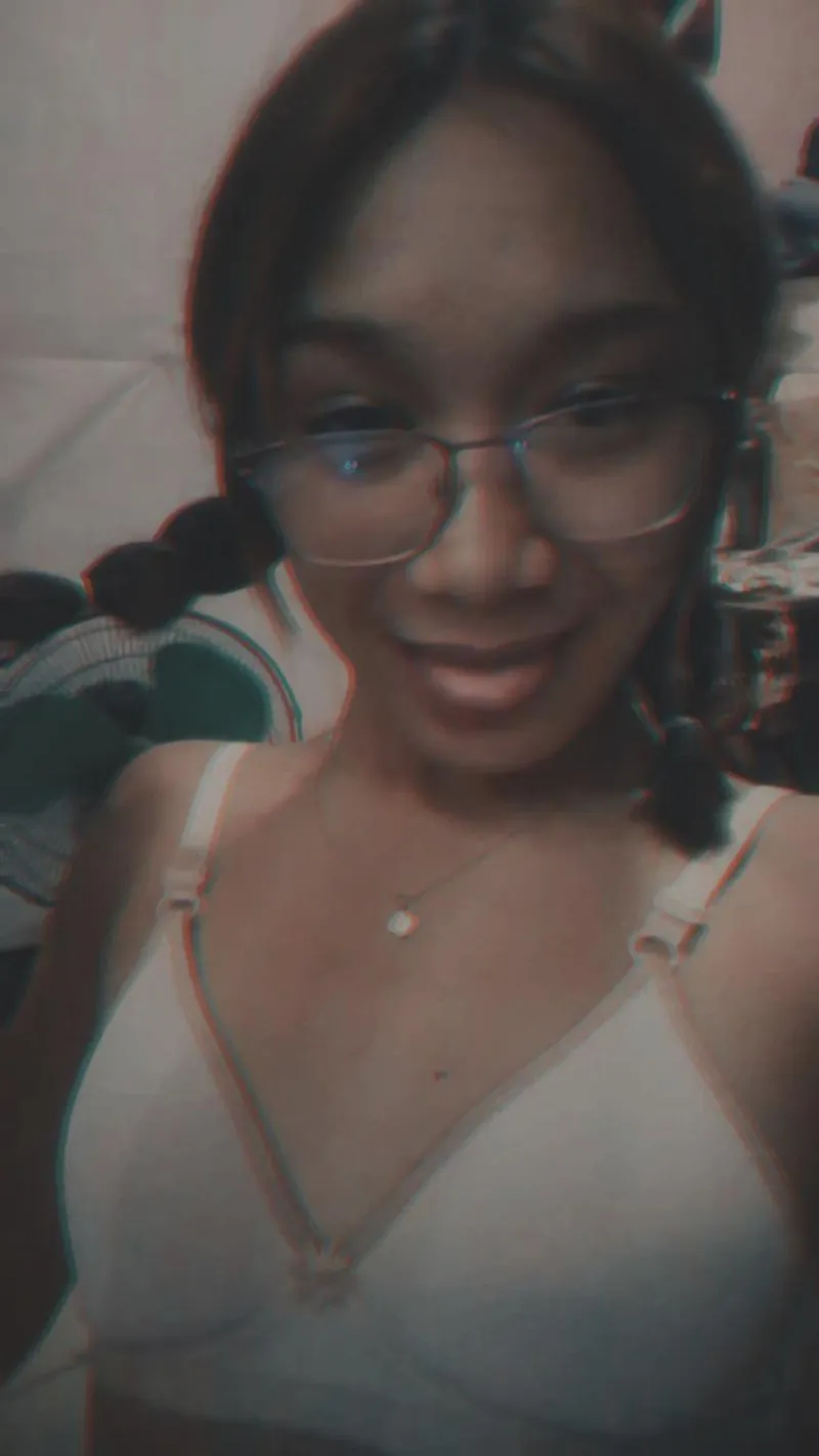 Thumbnail Raw and Real: My Morning Appearance | Normal-Back-5573