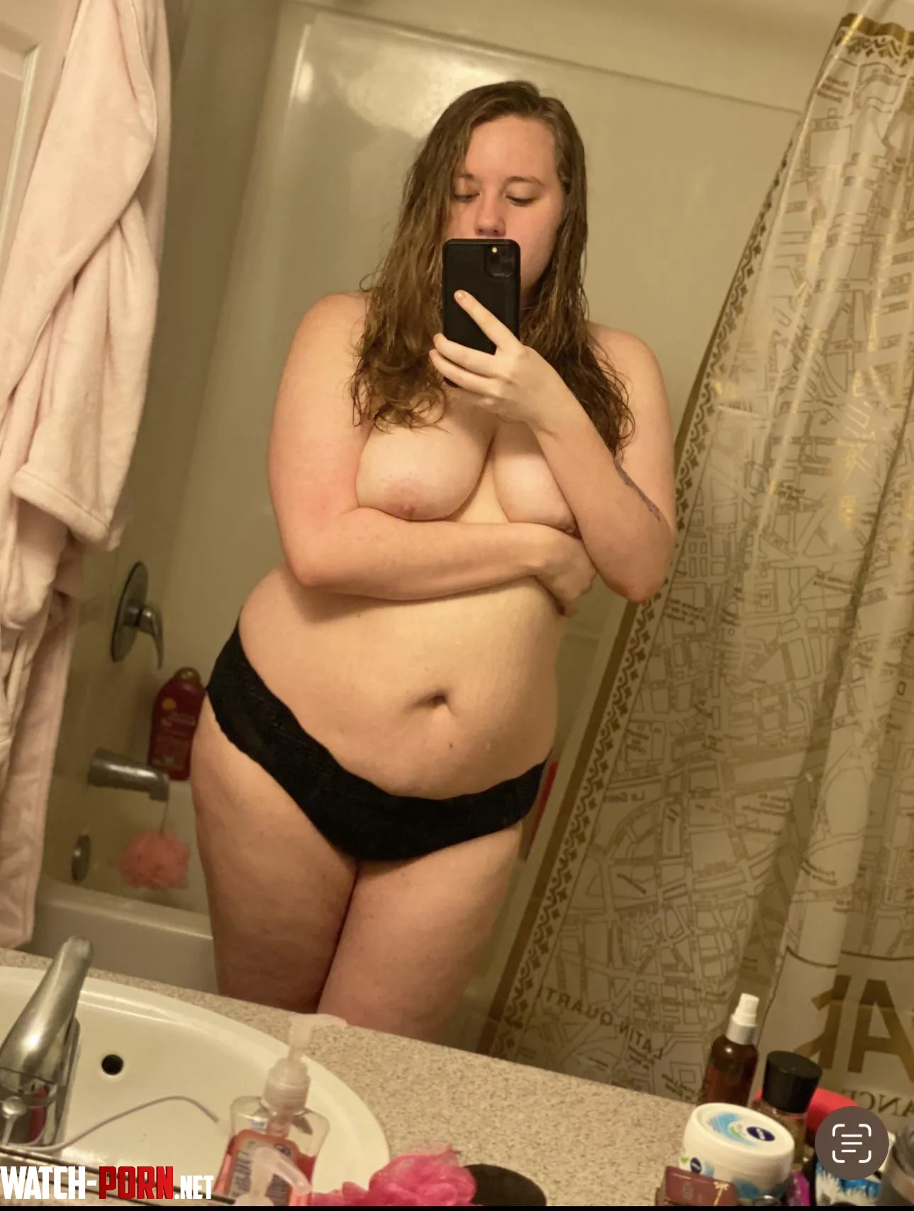 Felt cute after the shower 💕❤️ by riprinnegan