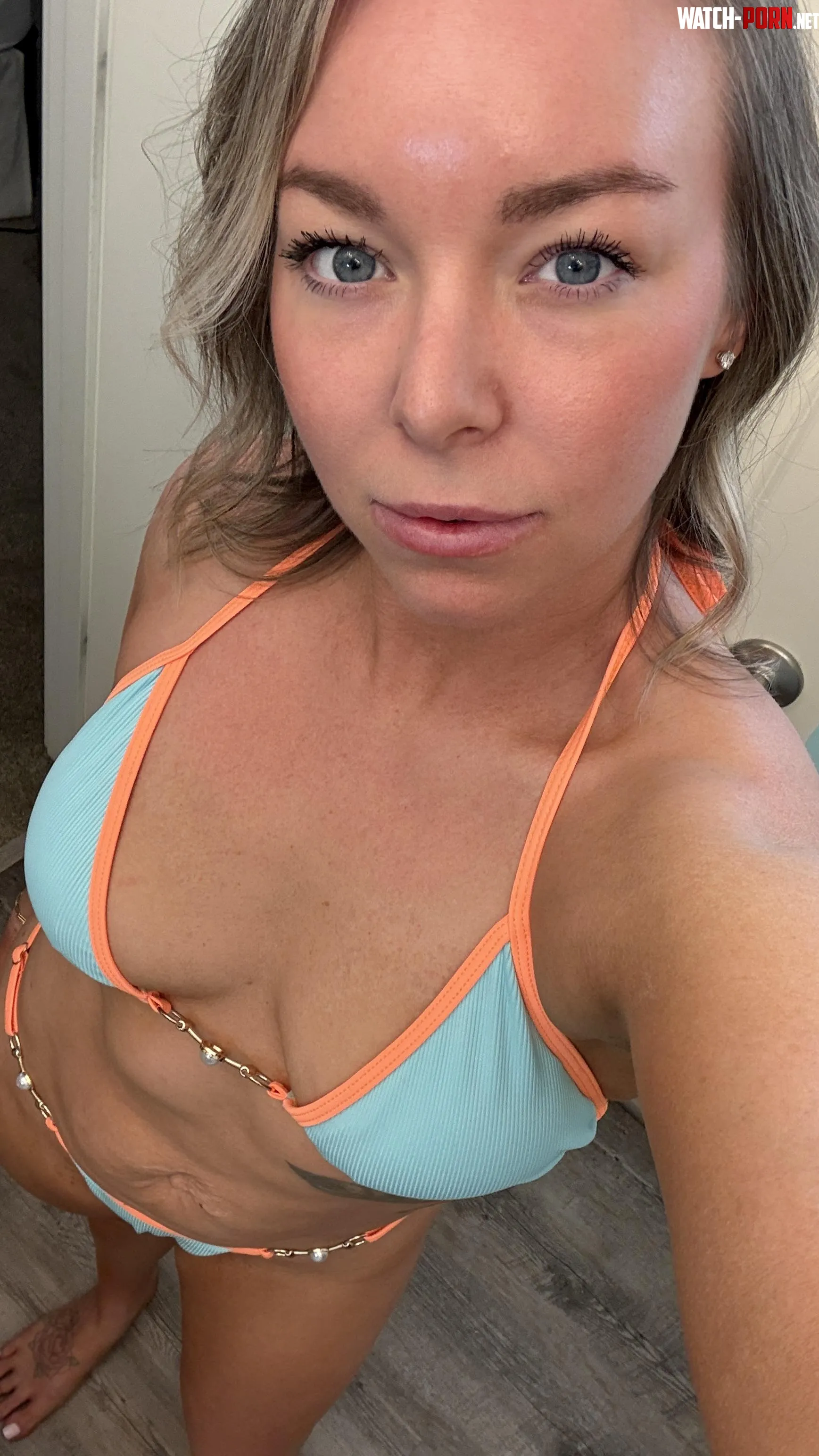 Love how accessible everything is in a bikini by Nouvellexo