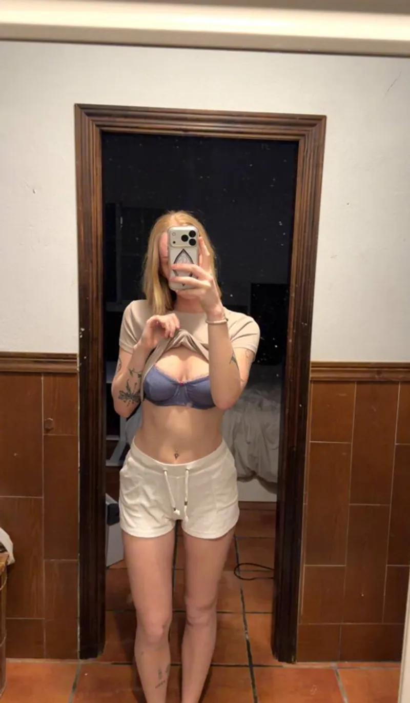 Thumbnail DetailNo2276 Seeking Comfort after a Rough Day | SweNsfw