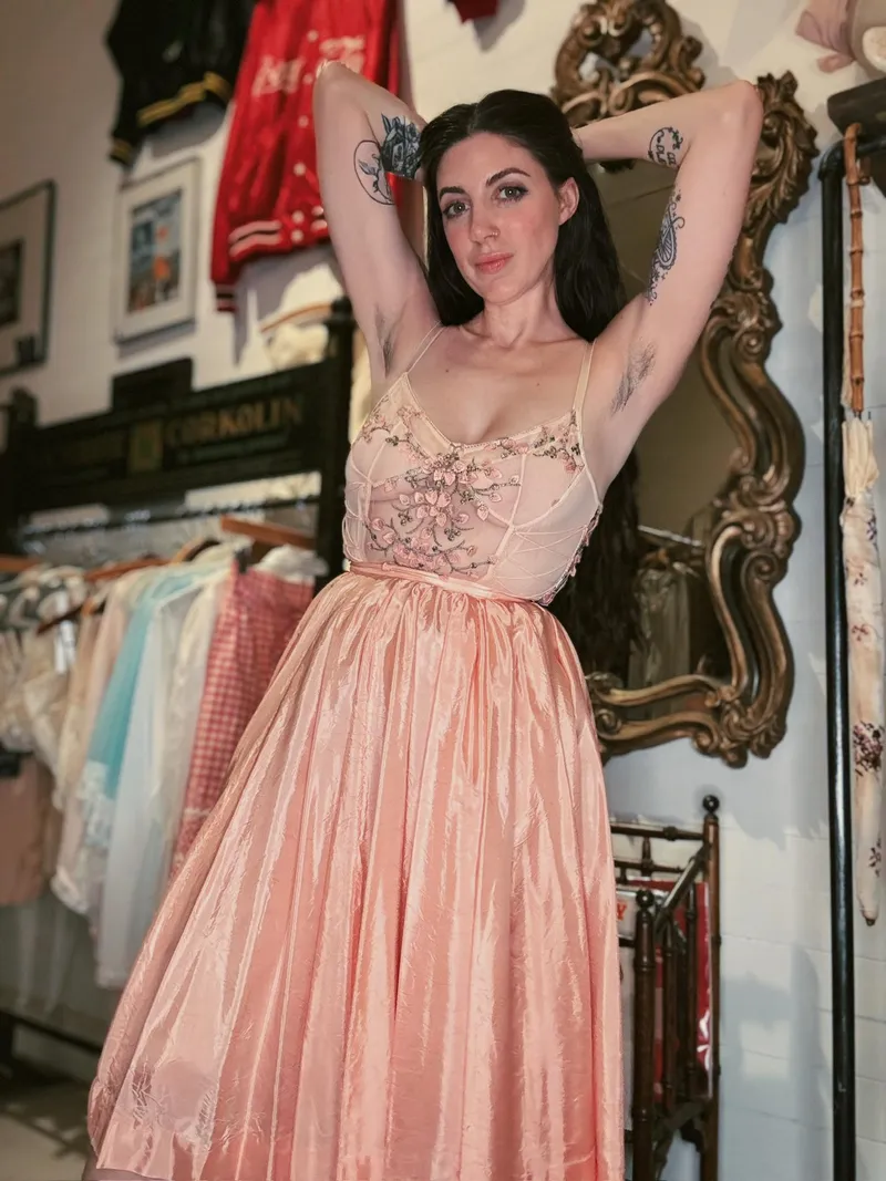 Thumbnail Pretty Pits for Pretty Girls: PrettySadieReed's Sensual Imagery