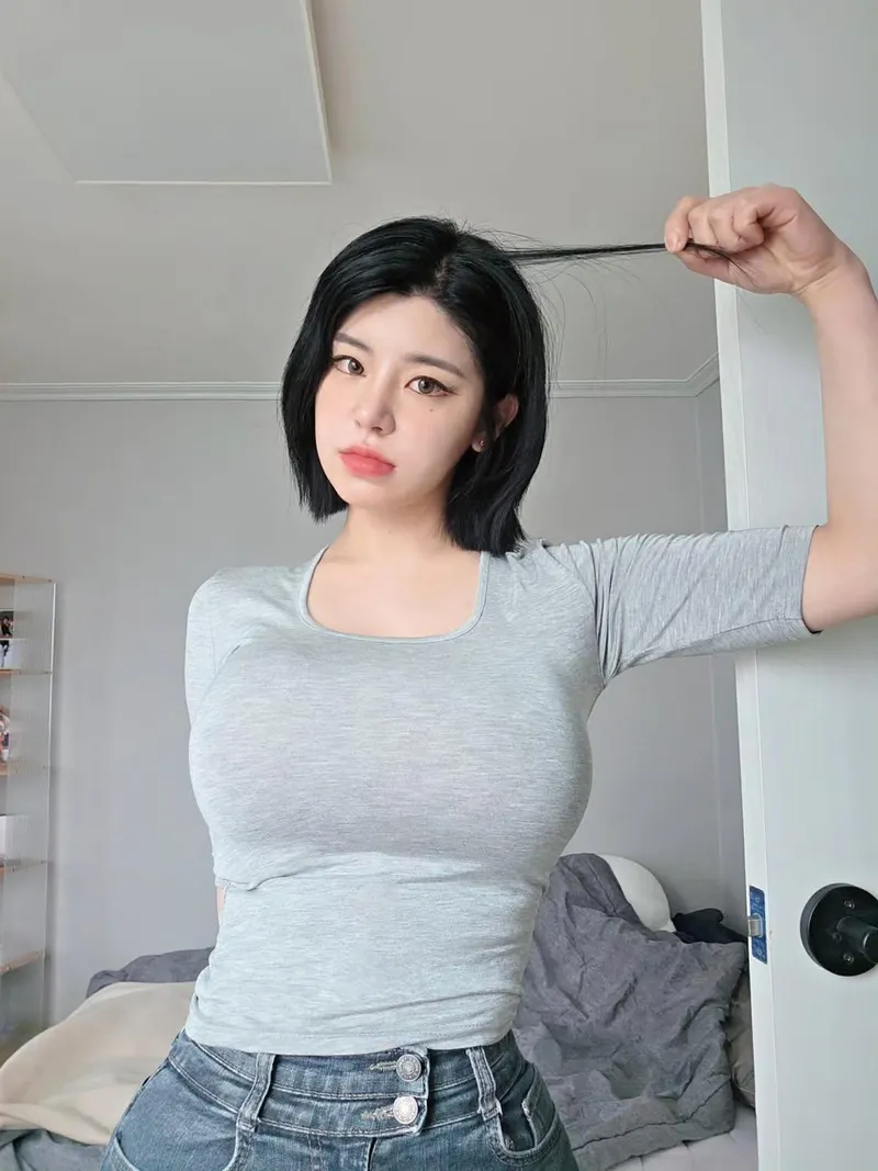 Thumbnail Unveiling the World of Busty Korean by Figurephilosopher in 2busty2hide