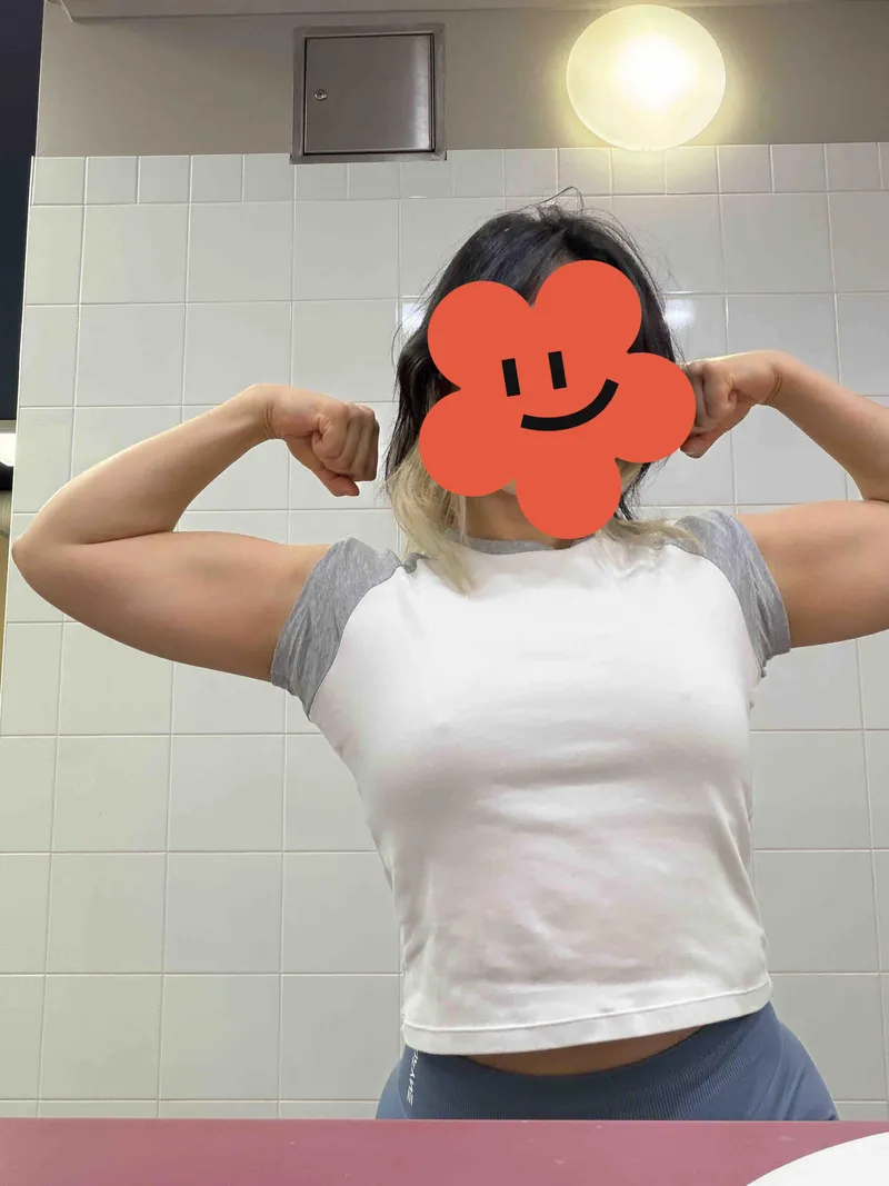 Thumbnail Braless Gym Distractions: PeachyMeiXO's Sensual Fitness Tale