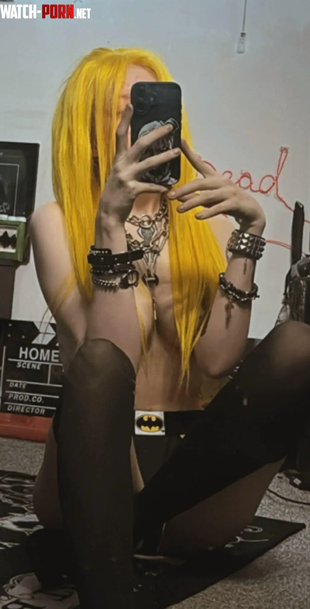 Join me or pass by LivingDeadGothh