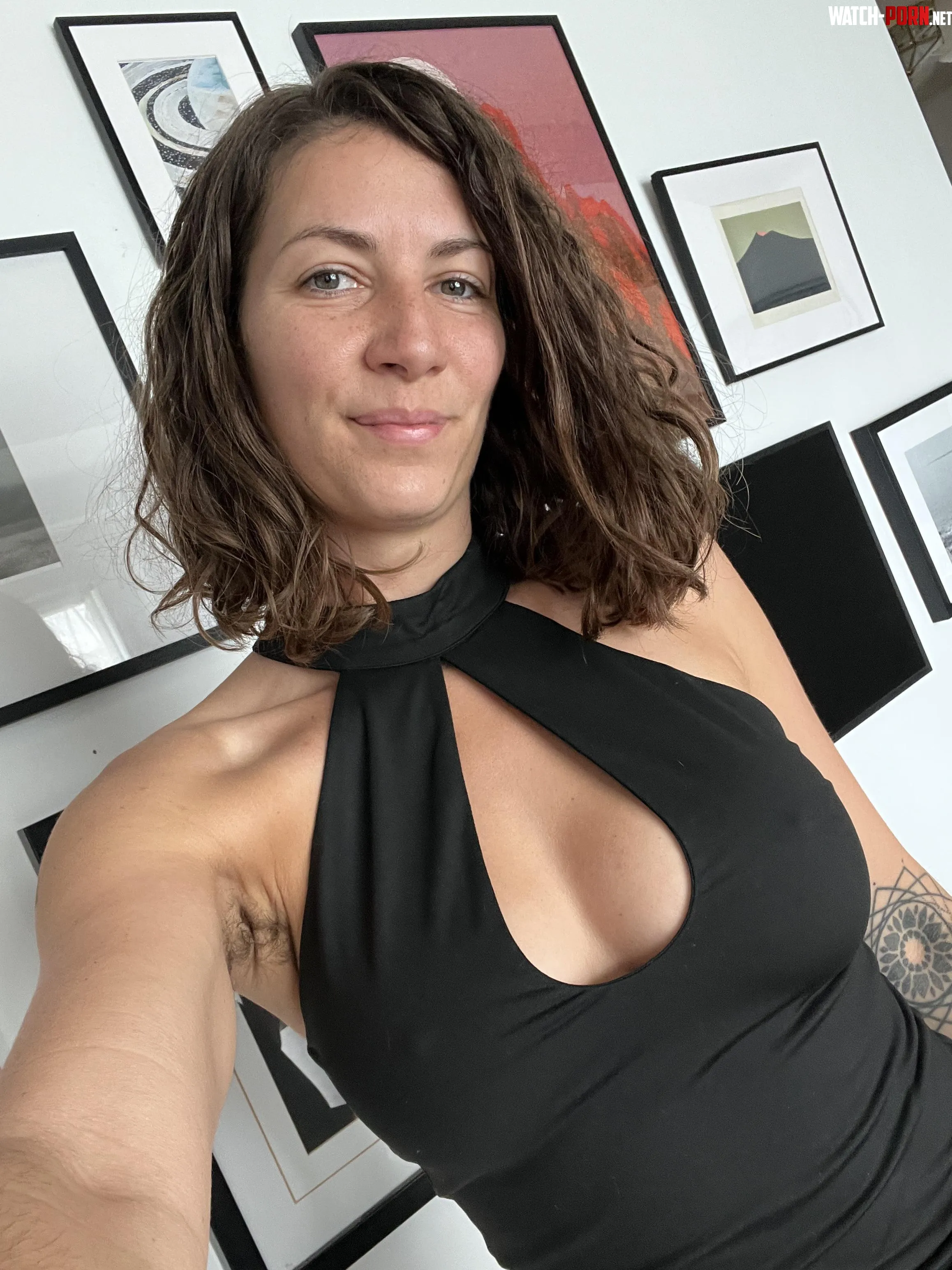 Having a good cleavage day by maplesyrup_girl