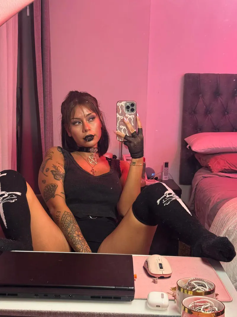 Thumbnail Obedient Submission: Navigating Desires for Control | Specific_Ad1811