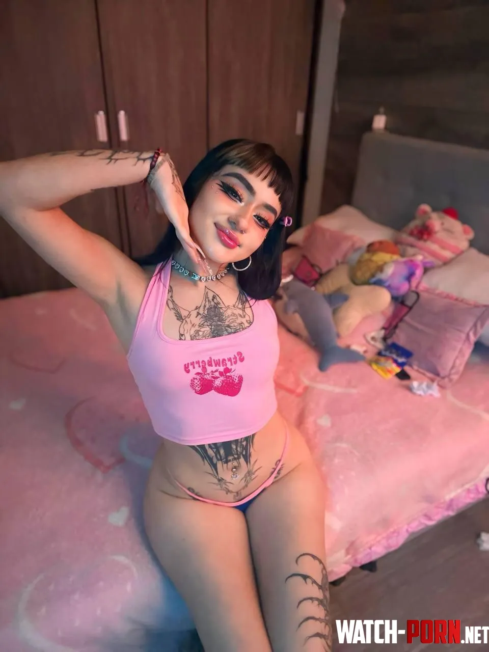 how’s my cute lil crop top for you 💕 by playfulmomma69