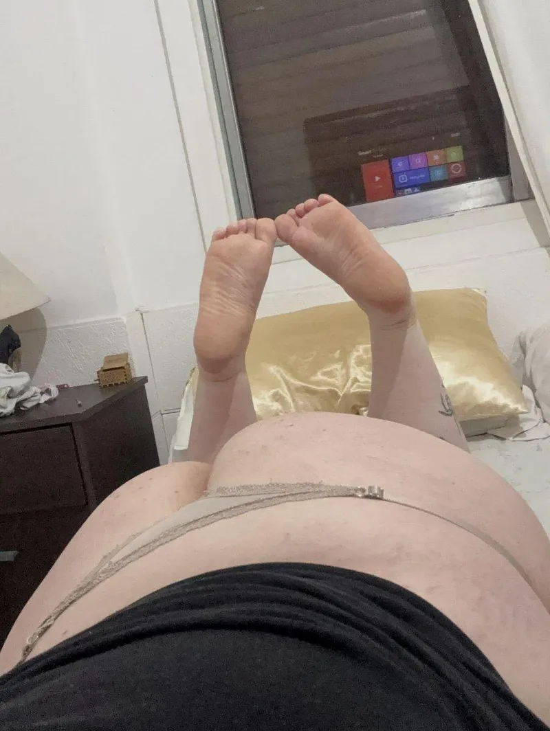 Thumbnail StellaVibex Reveals Confidence with Jiggling Curves