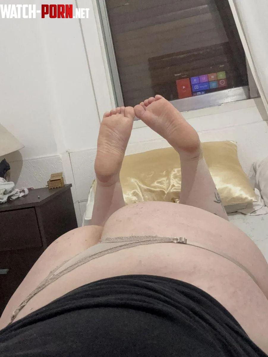 My confidence is low showing you how much I jiggle by StellaVibex