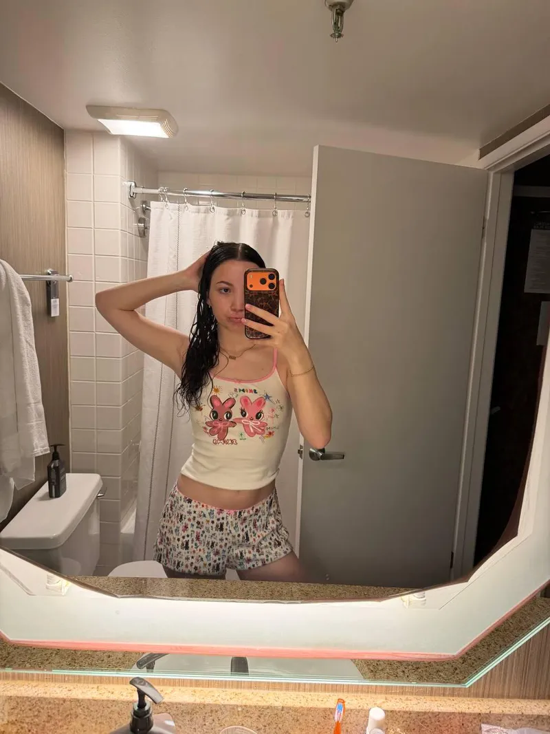 Thumbnail Unapologetically Savage: Cropped Fashion Statements | cleojadeonly