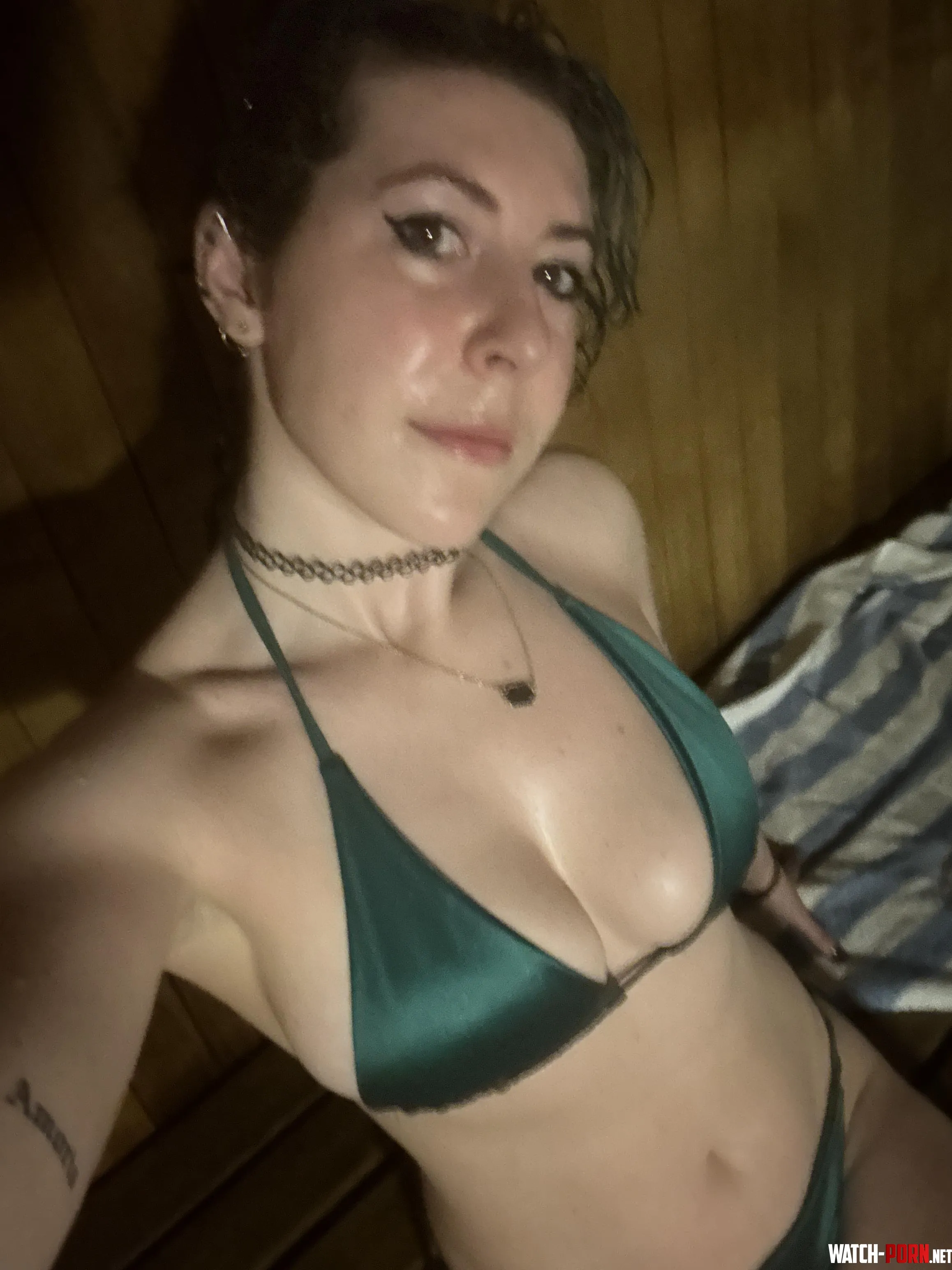 Steamy in the sauna by sirenskiss3