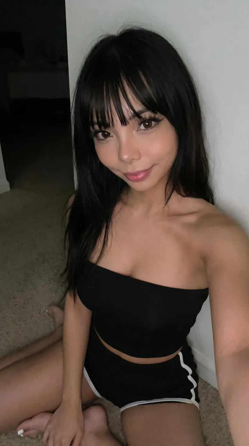 Thumbnail Secret Asian Girlfriend: Your Guide to Keeping it Under Wraps | realmaykim