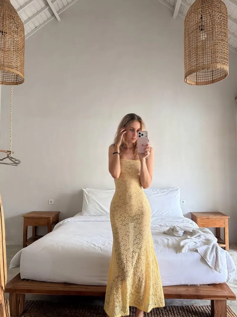 Thumbnail Fashion Dilemma: Is This Dress Suitable for a First Date? Honest Opinions Needed by ChicrRadiance | classygirls