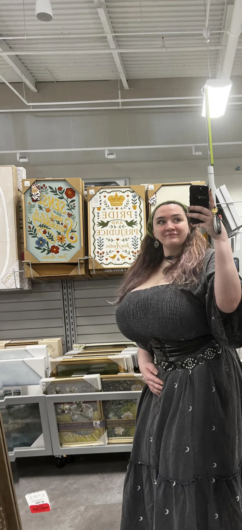 Thumbnail Unexpected Compliments and Reactions: 32 Weeks Pregnant Delight by Local-Squirrel4572