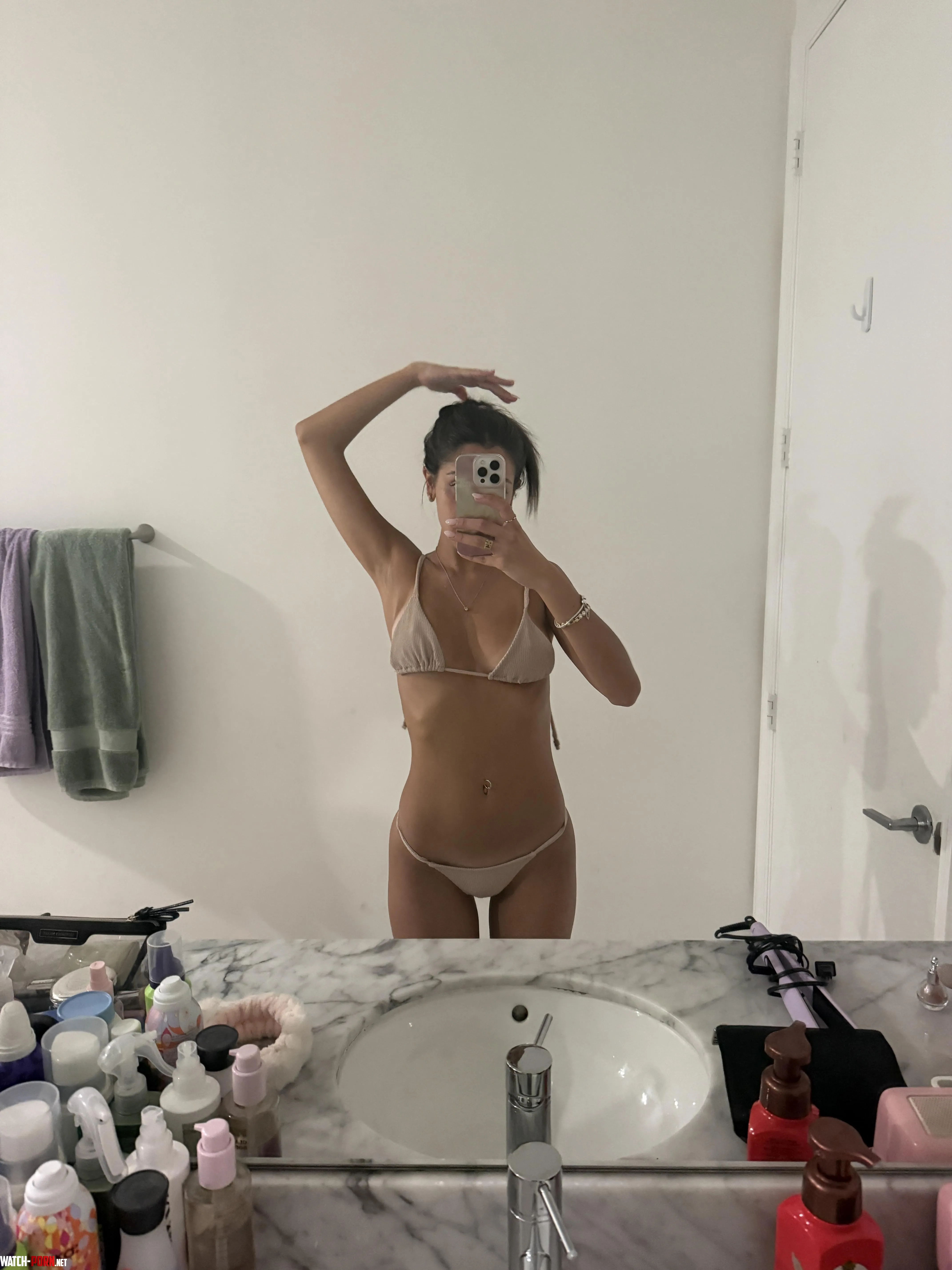 am i fuckable in my new bikini? by teensyoliviaa