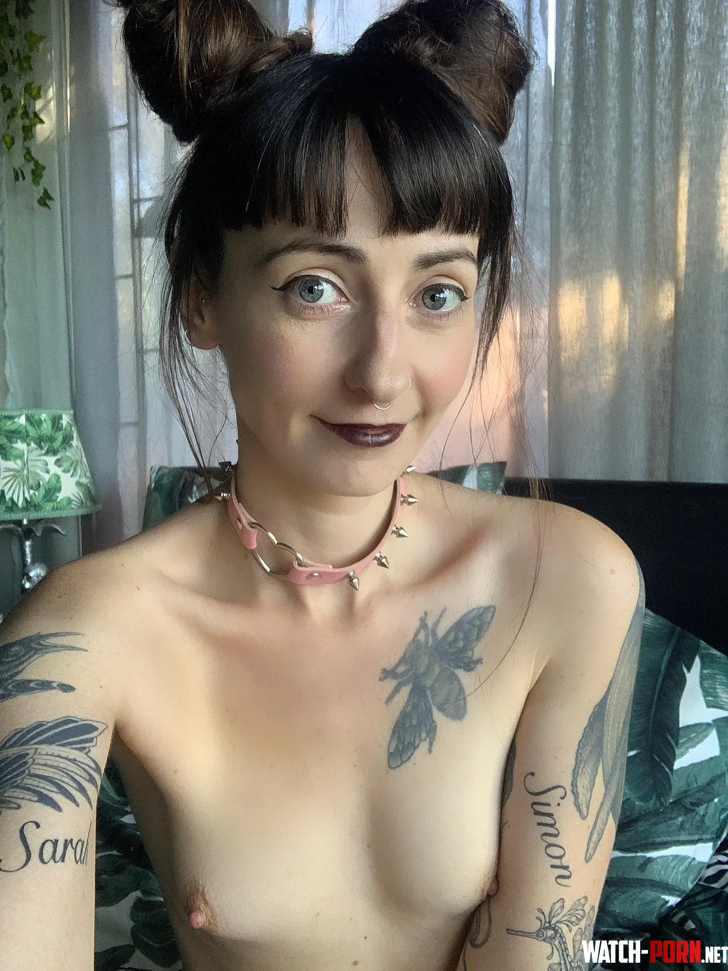 It’s tricky being an introvert but also kind of a slut by Scarlet-is-here