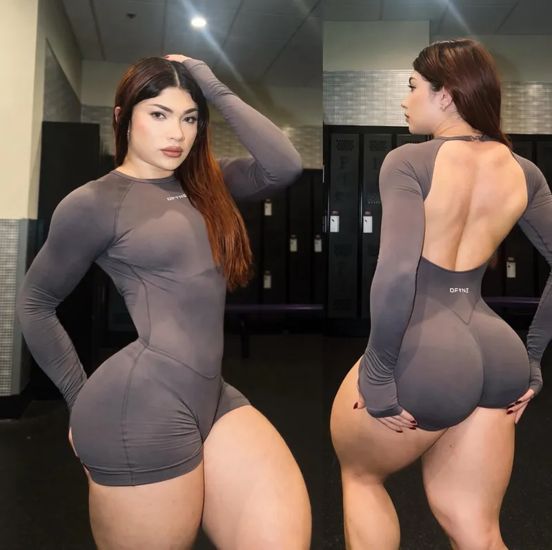 Thumbnail RedHopSnob's Yasafit World - Step into ThickFit Wonders