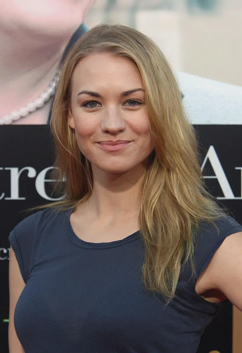 Thumbnail Discover Alluring Beauty: Yvonne Strahovski's Fascinating Story by LolthCat2187