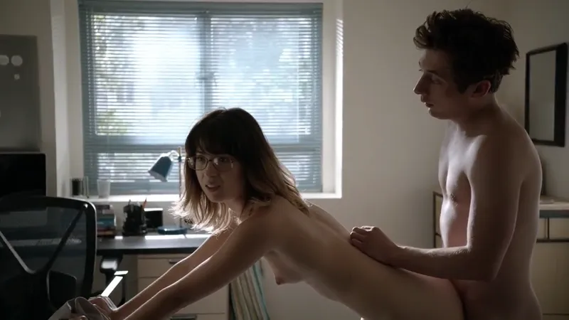 Thumbnail Nichole Sakura in Shameless (2011) S05E08: A Scene Analysis | ActressSexScenePics