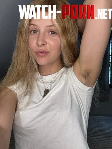 Nothing sexier than hairy pits by lulusdreamz