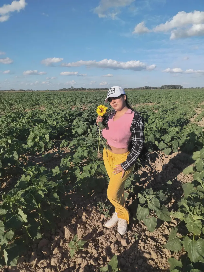 Thumbnail Morning Beauty: Buenos Días Delight by AgreeableBluebird390